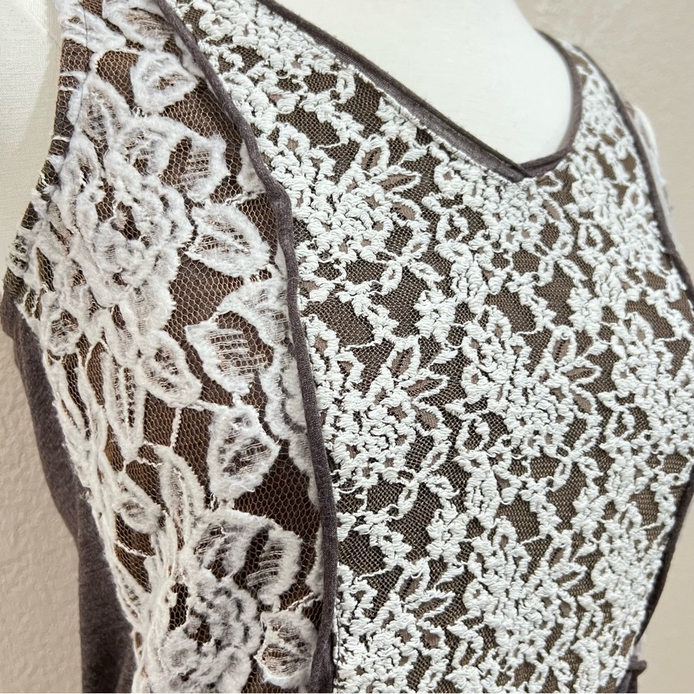 Mystree Brown Sleeveless Top with Ivory Lace Size Small - Picture 9 of 16